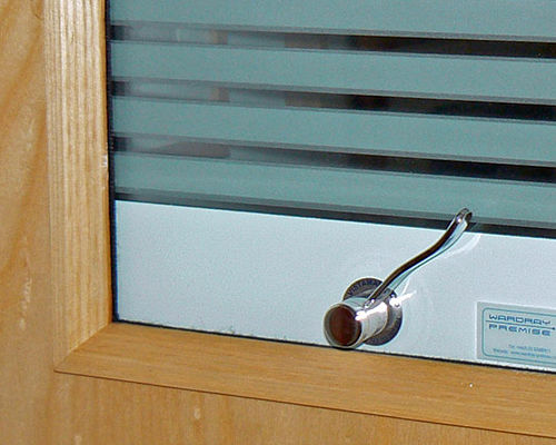 Vistamatic window blind